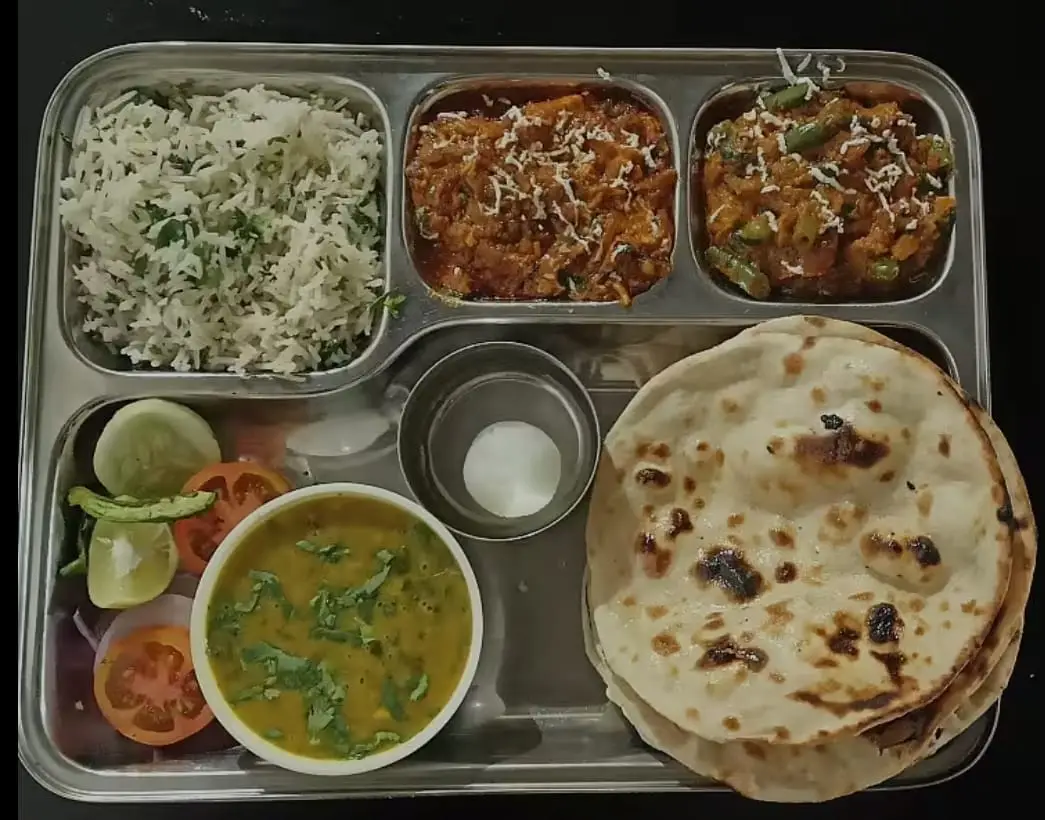 Triveni Thali